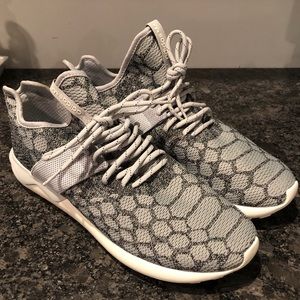 NWT Adidas Tubular Runner Prime Knit